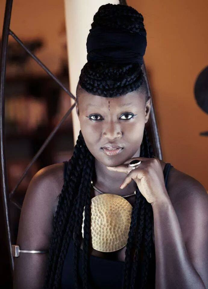 Article : l&rsquo;artiste Marema: « la femme d&rsquo;affaires »:Lauréate du prix  RFI 2014